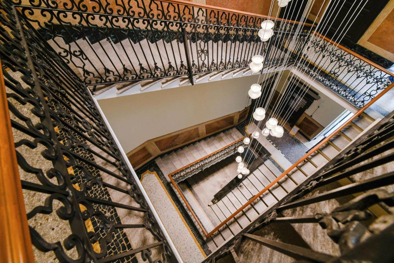 Cathedral Suite - The House Of Travelers Como Luaran gambar